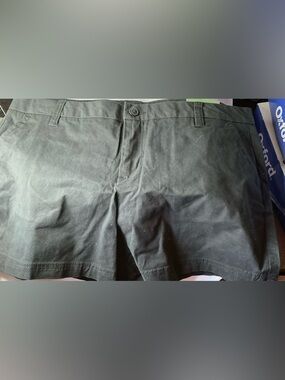 Magellan Outdoors Black Flat Front Men's Shorts